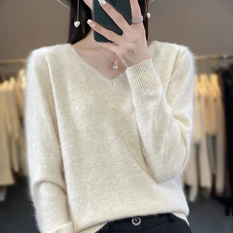 100% Pure Mink Cashmere V-neck Sweater For Women Autumn-Winter Warm Thick Solid Sweater For Women Soft Pullover Jacket DBE024